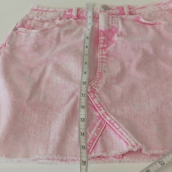 GB Small pink skirt - Picture 4 of 6